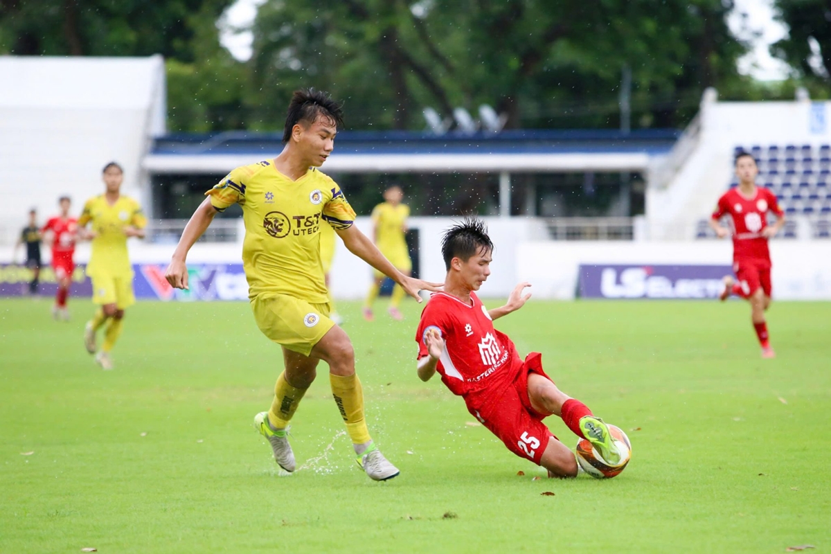 U17 QG 06
