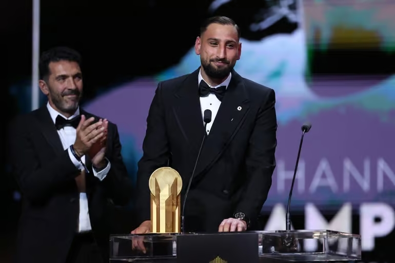 Gianluigi Donnarumma 04