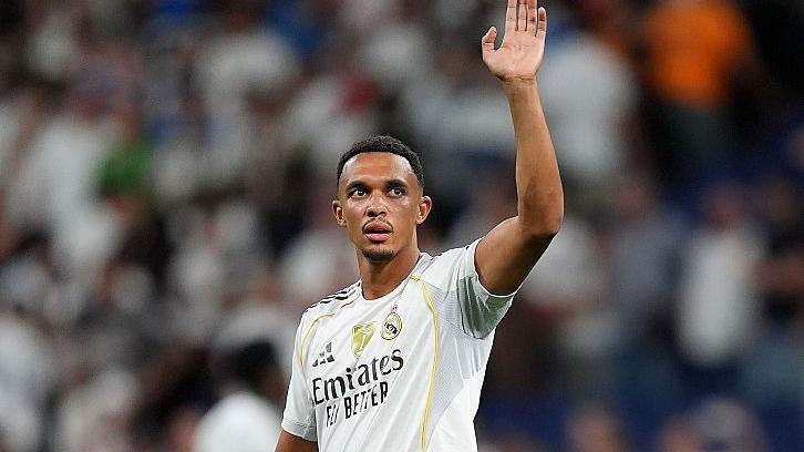 Trent Alexander-Arnold 11