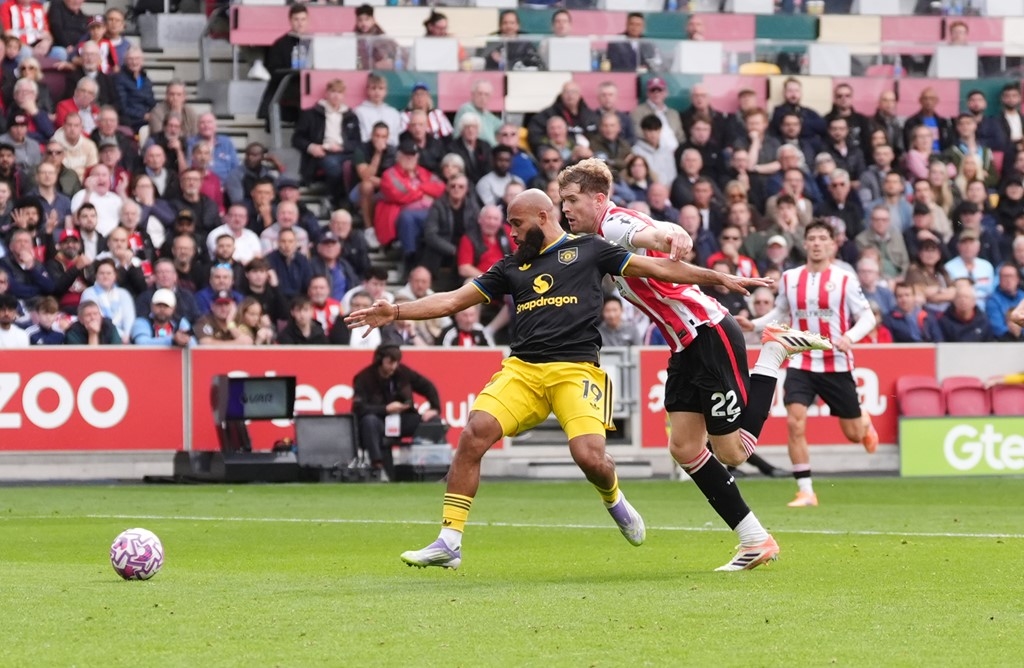 Brentford Man Utd 01