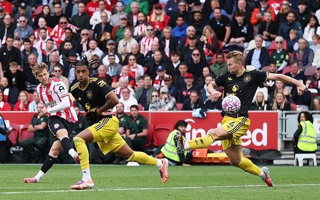 Brentford Man Utd 02