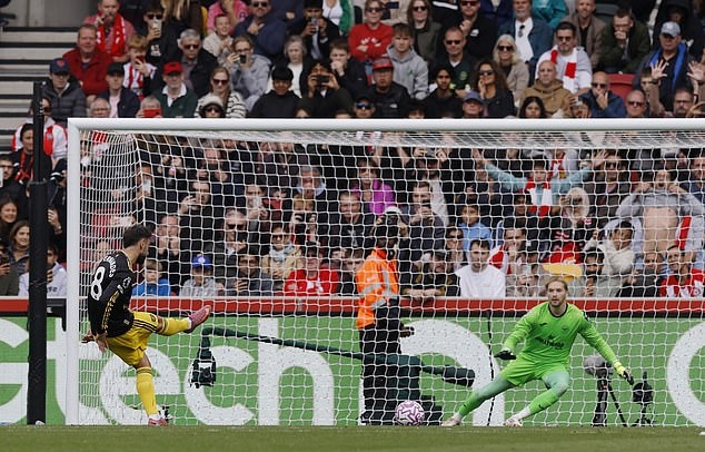 Bruno Fernandes 12