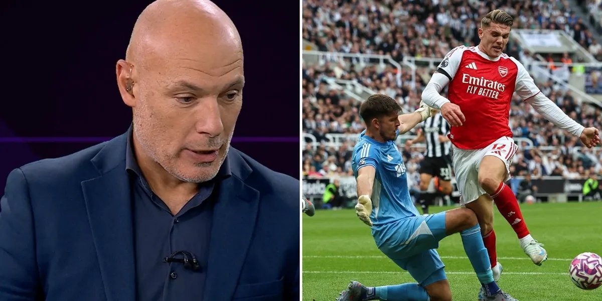 Howard Webb VAR 01