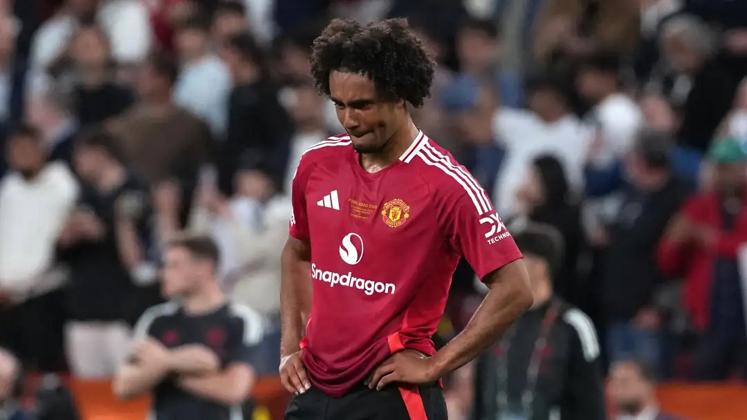 Joshua Zirkzee 01