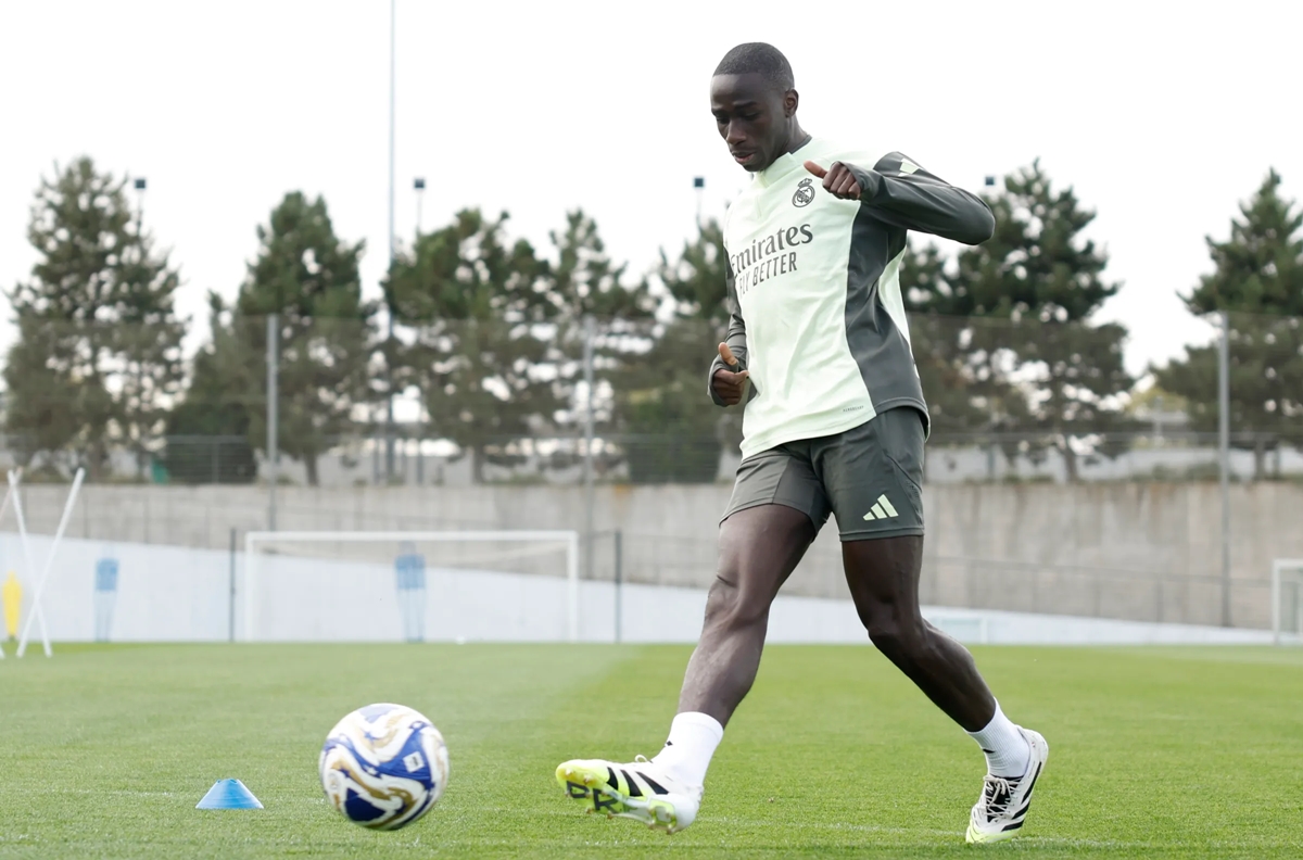 Ferland Mendy 01