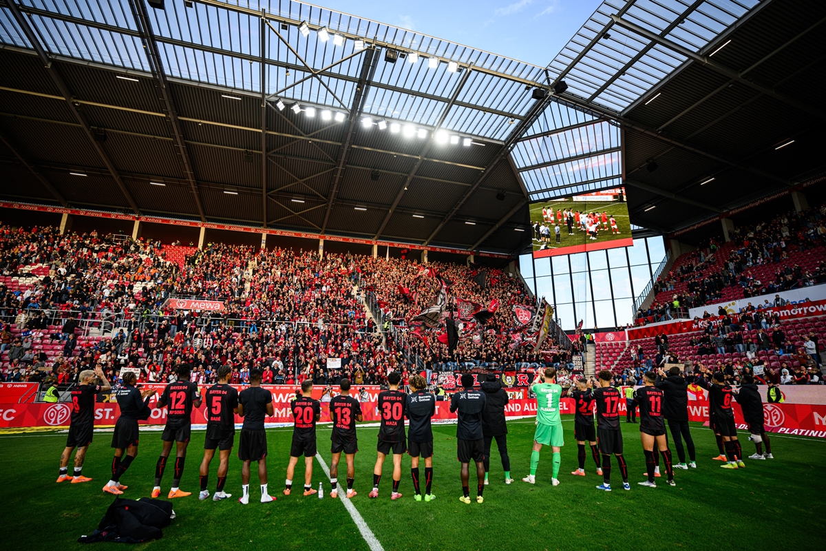 Bayer Leverkusen 02