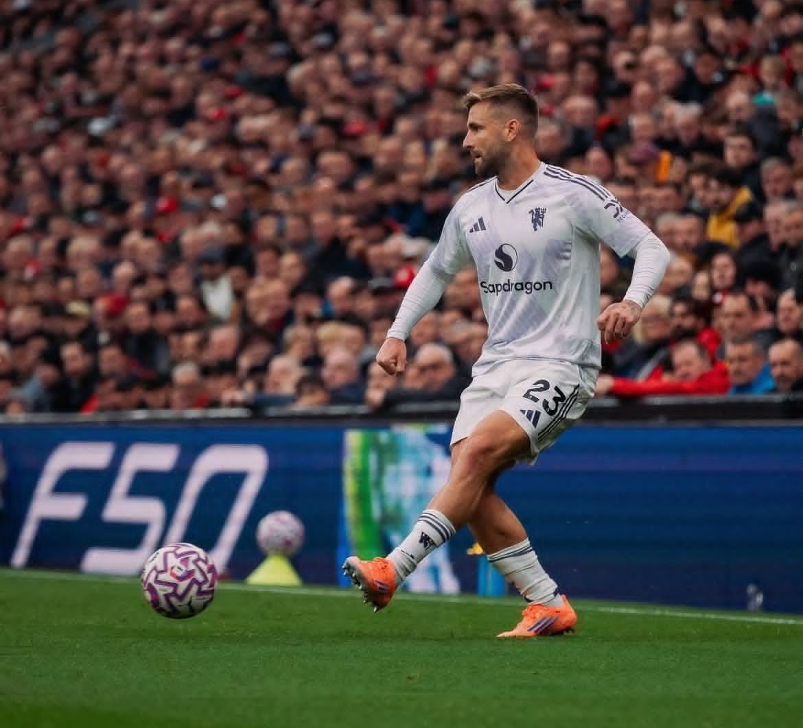 Luke Shaw 04