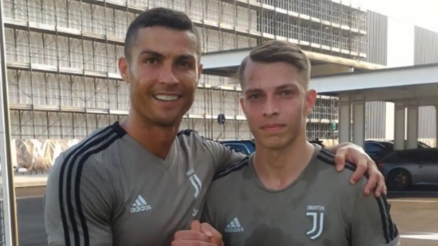 Cendrim Kameraj Cristiano Ronaldo 01