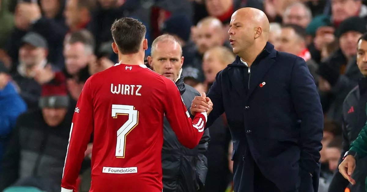 Florian Wirtz Arne Slot 04