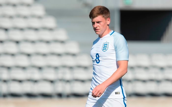 Harvey Barnes 01