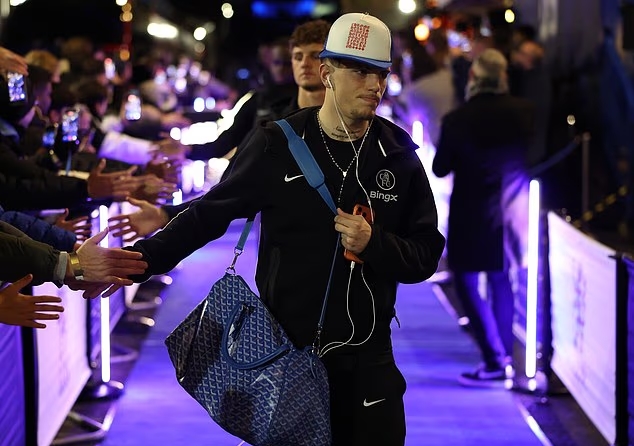 Alejandro Garnacho 01