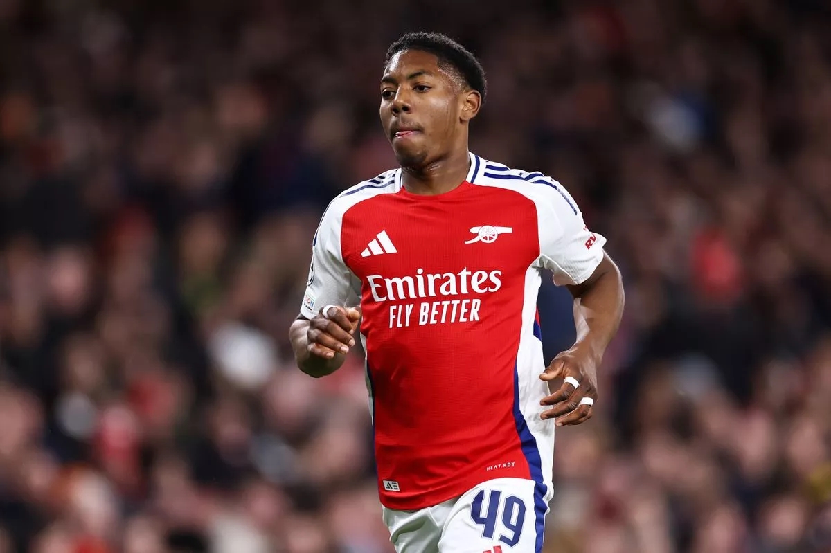 Myles Lewis-Skelly 01