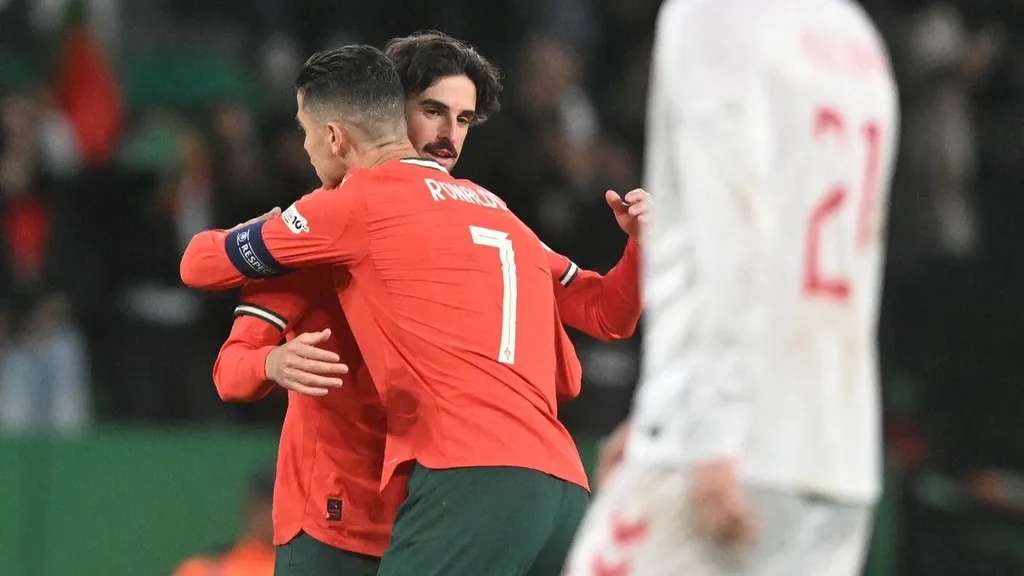 Francisco Trincao Cristiano Ronaldo 01