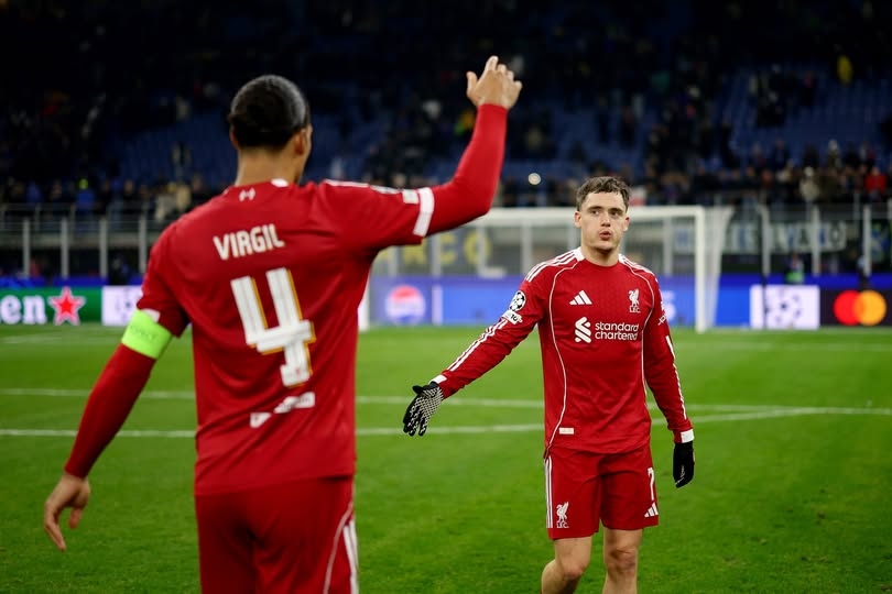 Virgil van Dijk Florian Wirtz 01