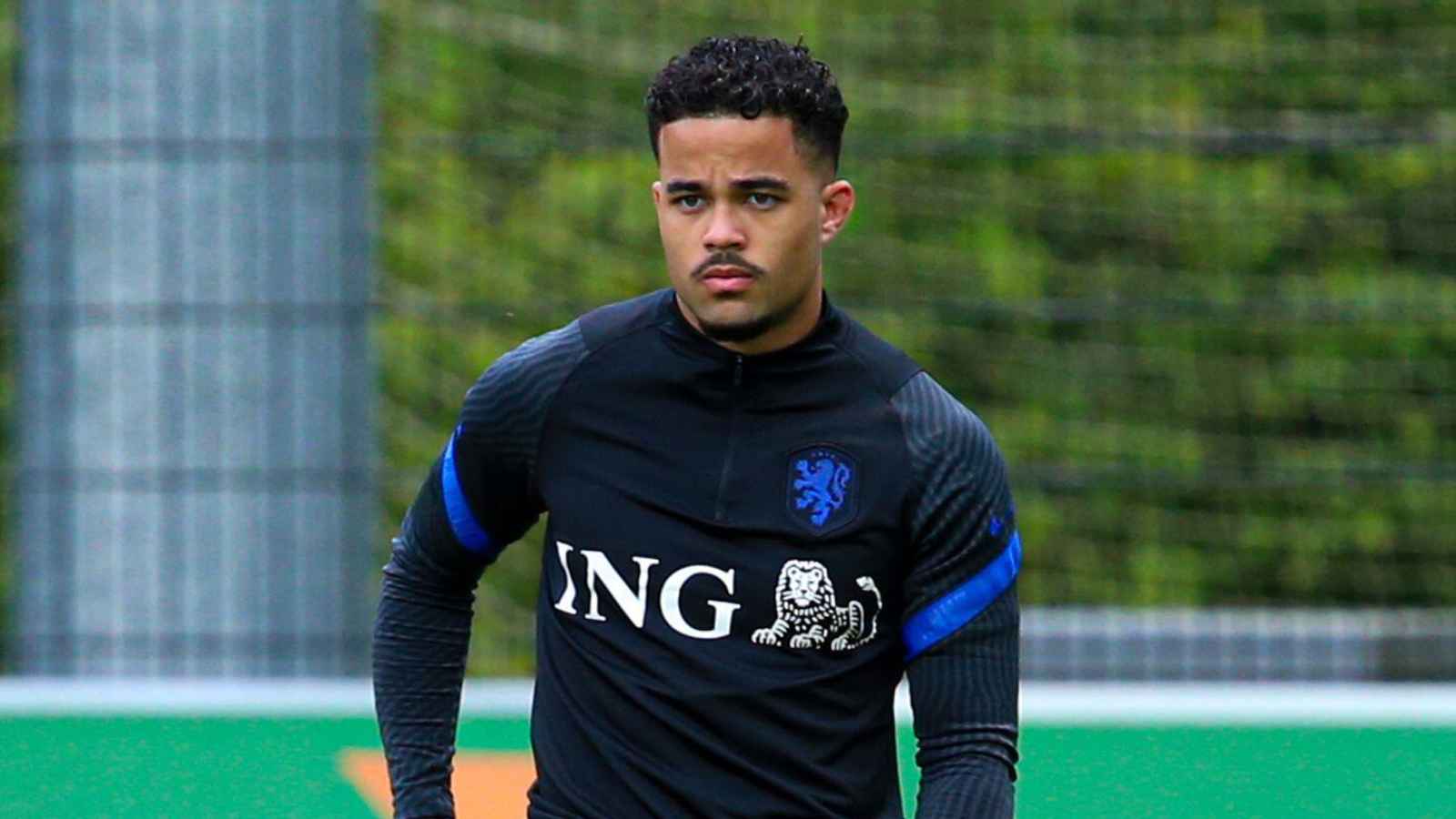Justin-Kluivert-training-with-the-Netherlands-under-21-team