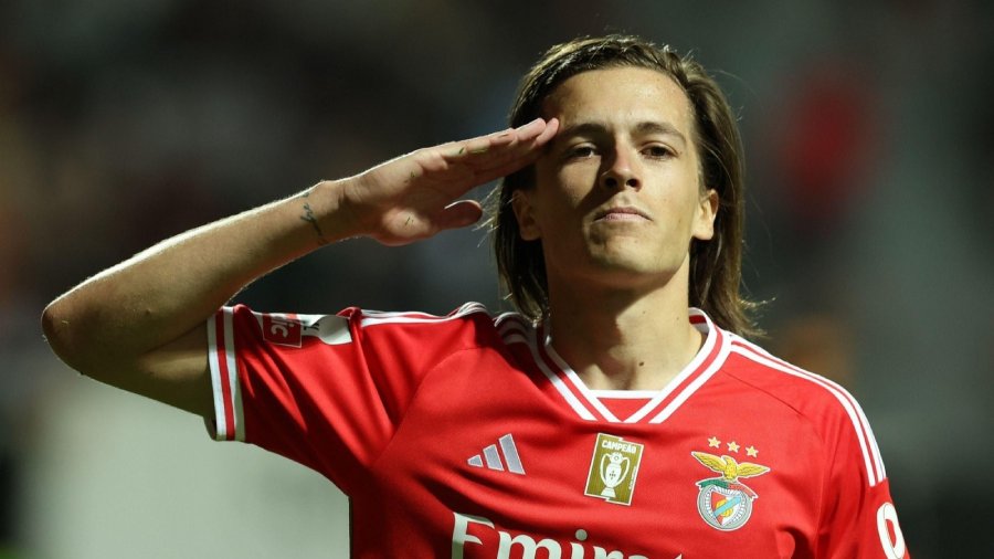 alvaro-carreras-emerges-as-solution-for-left-back-of-real-madrid