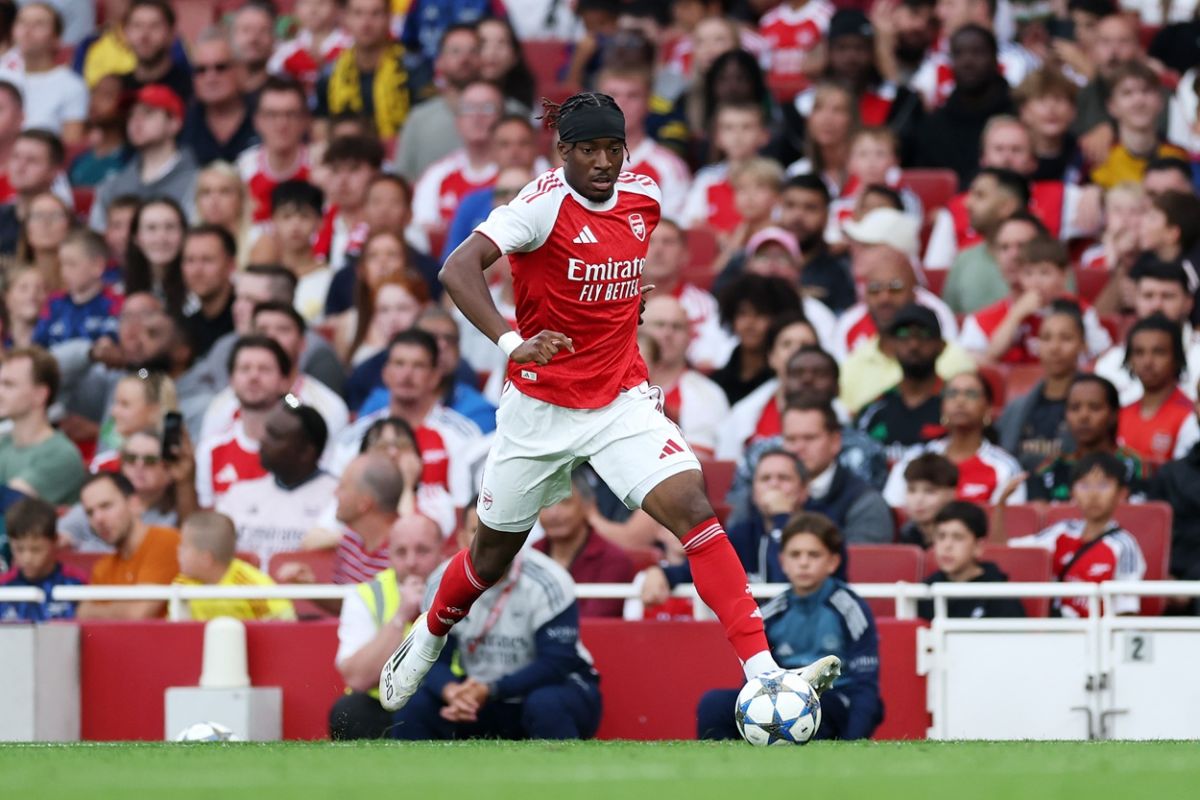 Noni-Madueke-arsenal-1200x800