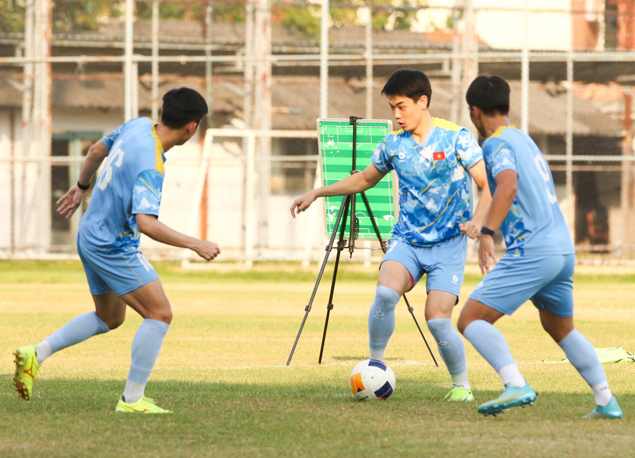 600360908_1191125403221371_1199310895184693019_n