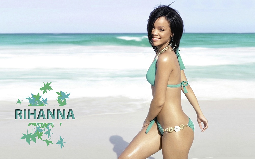 Rihanna-Body-Bikini-Wallpaper-42512200