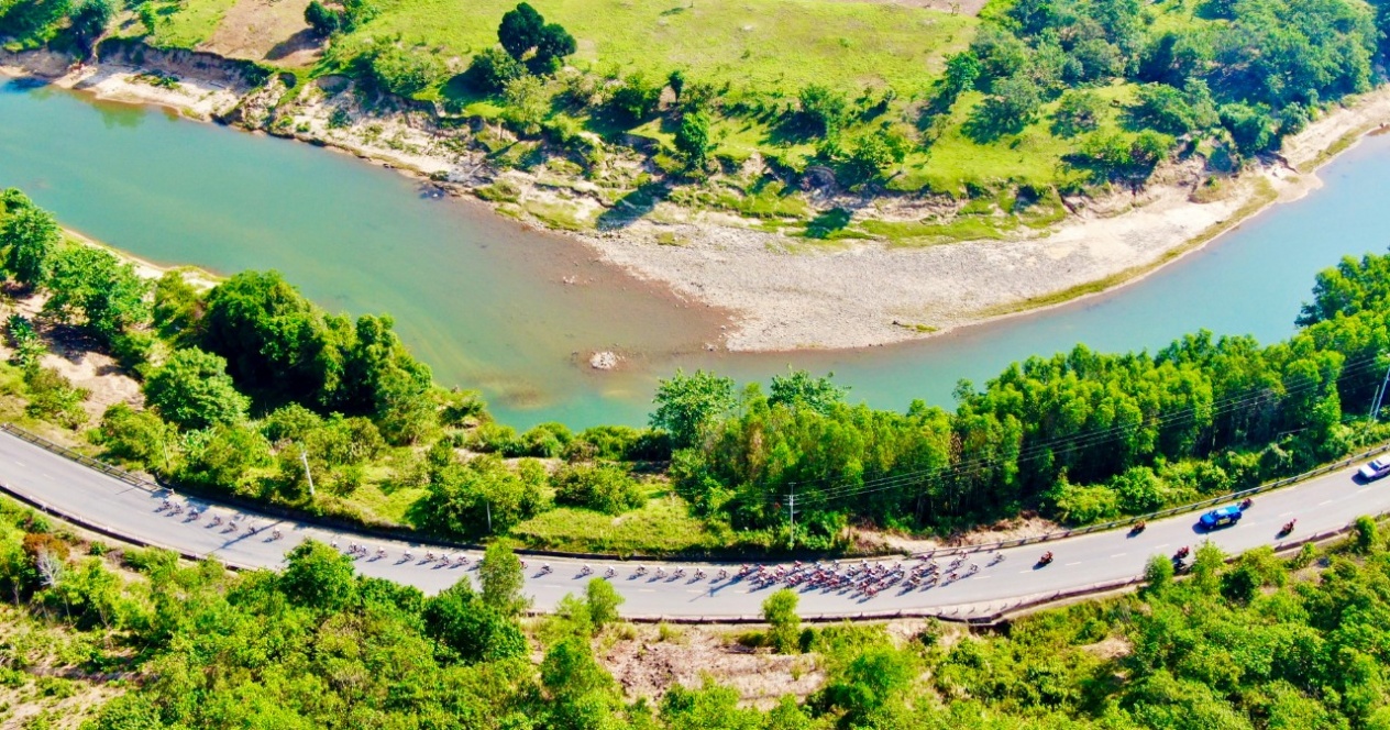 Hình 2