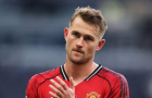 De Ligt giữ lại danh dự cho MU trong trận hòa điên rồ với Spurs