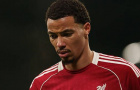 Liverpool nín thở vì chấn thương của Ekitike