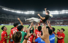 Báo Indonesia ngả mũ trước cú hat-trick danh hiệu của HLV Kim