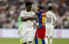 Vinicius Junior đơn độc gồng gánh Real Madrid trước Barca
