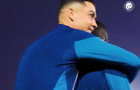Ronaldo ôm Mane, biểu diễn kỹ thuật đỉnh trước trận Al Taawoun