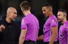 Khiến Pep nổi nóng, trọng tài tân binh EPL bị gạch tên