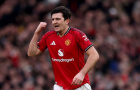 Maguire chấp nhận giảm lương sâu để ở lại Man United
