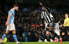 Eddie Howe chỉ trích hàng thủ Newcastle sau trận thua Man City