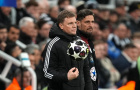 Howe khẳng định Newcastle không ngán Barca hay Chelsea