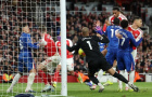 Biến phạt góc thành sàn đấu vật, Ngoại hạng Anh cần luật mới?