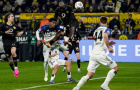 Bensebaini lập cú đúp giúp Dortmund thắng ngược Hamburger SV 3-2