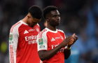Scholes chê Arsenal ám ảnh phạt góc làm hại Bukayo Saka