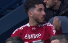 Man City bắt Cherki cởi áo Liverpool ngay trên ghế dự bị