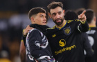 Bruno Fernandes dìu dắt lứa trẻ Man Utd tại Carrington