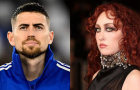 Jorginho đính chính hiểu lầm với ca sĩ Chappell Roan