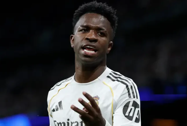 Mourinho xác nhận ngày Vinicius Junior trở lại Real Madrid