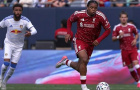 Liverpool thua ngược Leeds nhưng tìm thấy hai nhân tố đá chính