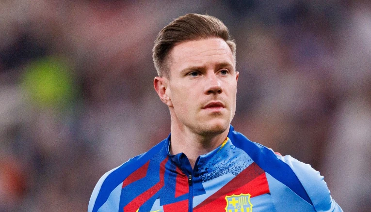 CHÍNH THỨC! Ajax chiêu mộ Ter Stegen từ Barcelona