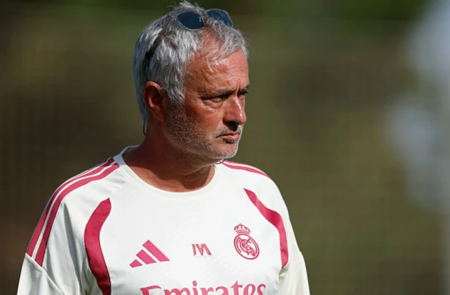 6 cái tên có thể bị Real Madrid đẩy đi để dọn chỗ cho tân binh