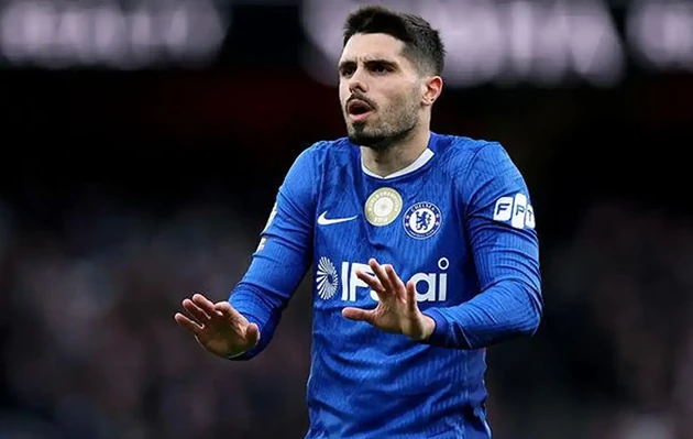 Chelsea nguy cơ mất Neto vì hiệu ứng domino từ Tottenham