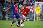 Tielemans ra mắt, CĐV Man Utd mê mẩn pha kết hợp với Bruno