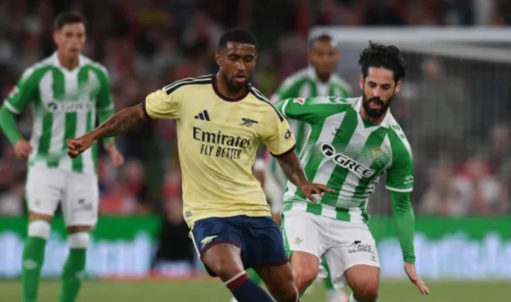 West Ham muốn mua Parrott, tăm tia Reiss Nelson từ Arsenal