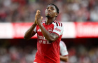 Fan Arsenal bối rối vì màn ăn mừng xin lỗi của Lewis-Skelly