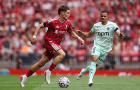 John Barnes tìm thấy Bruno Fernandes của Liverpool