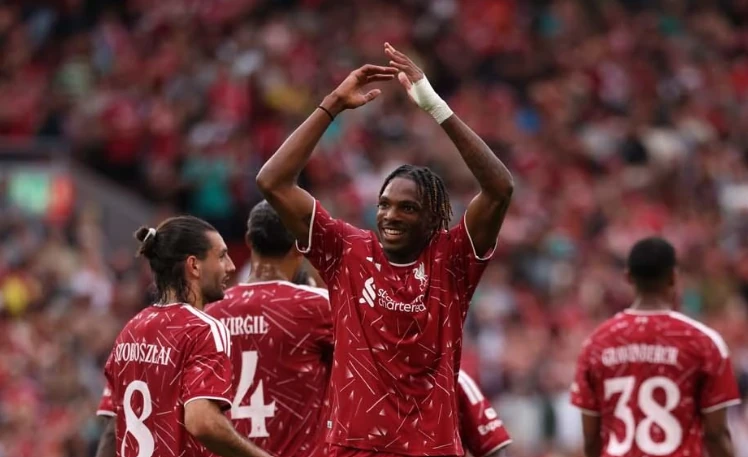 Gakpo - Jacquet lên tiếng, Liverpool đánh bại Como 2-0