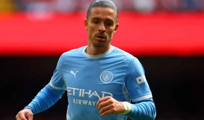Everton duy trì liên lạc thường xuyên với Jack Grealish